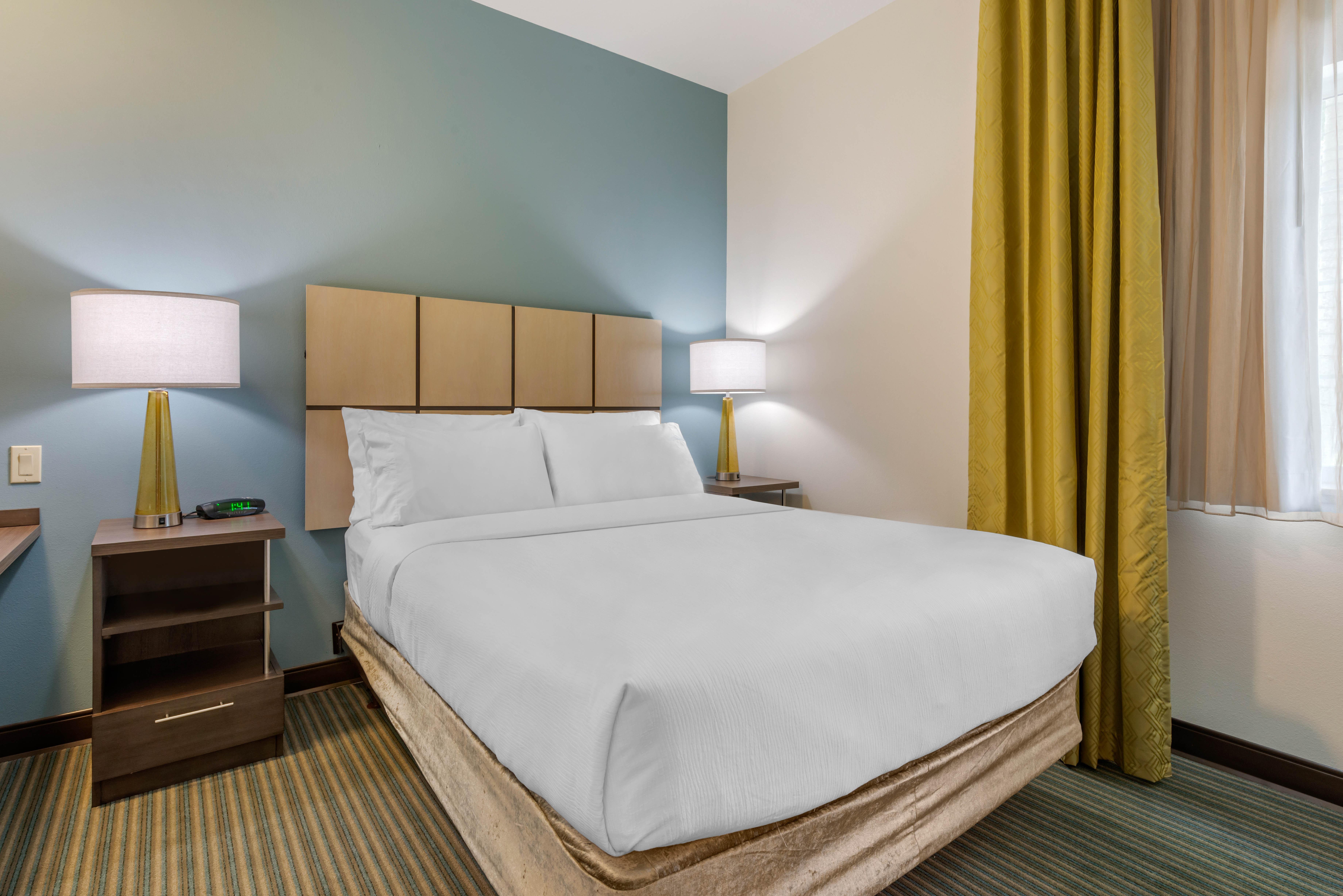 Candlewood Suites Fort Myers/Sanibel Gateway By Ihg Zewnętrze zdjęcie