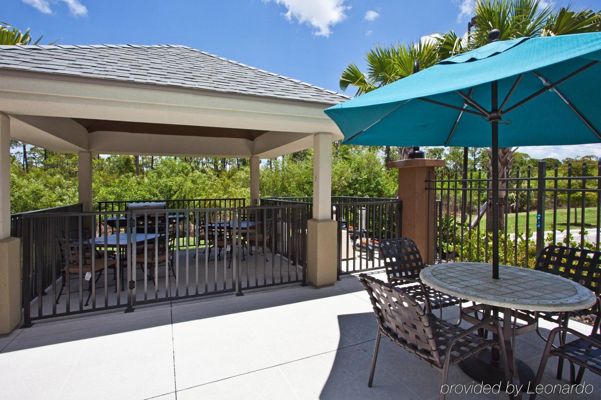Candlewood Suites Fort Myers/Sanibel Gateway By Ihg Restauracja zdjęcie