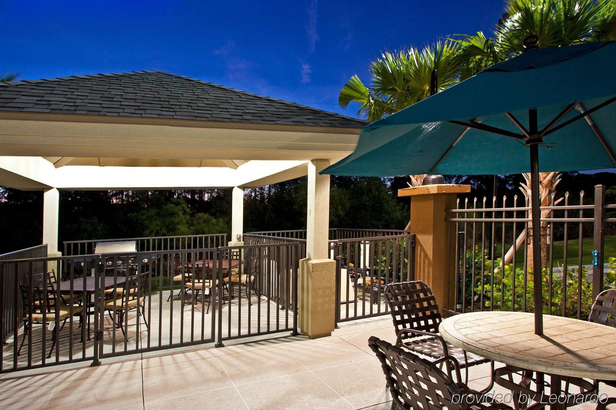 Candlewood Suites Fort Myers/Sanibel Gateway By Ihg Restauracja zdjęcie