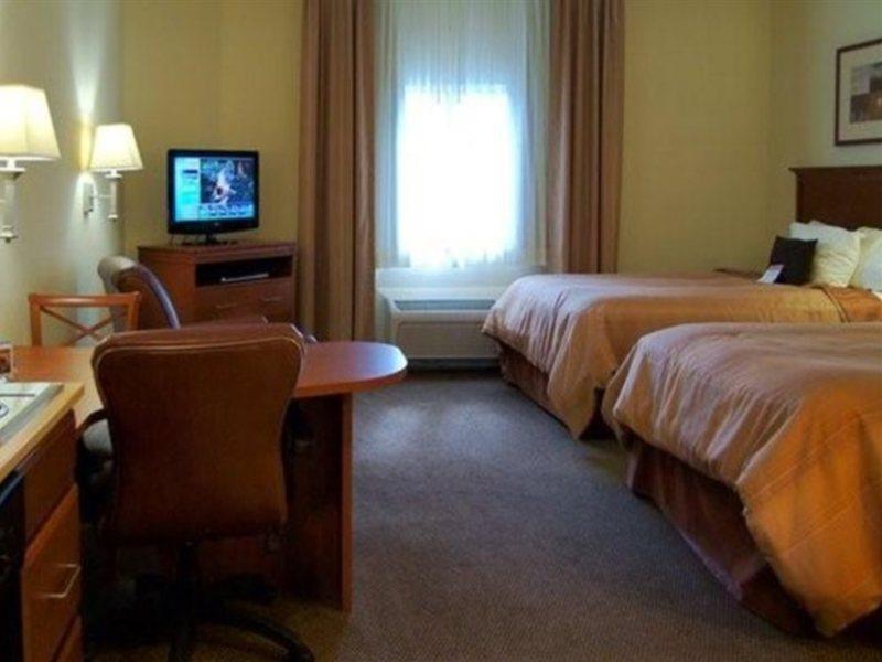 Candlewood Suites Fort Myers/Sanibel Gateway By Ihg Zewnętrze zdjęcie