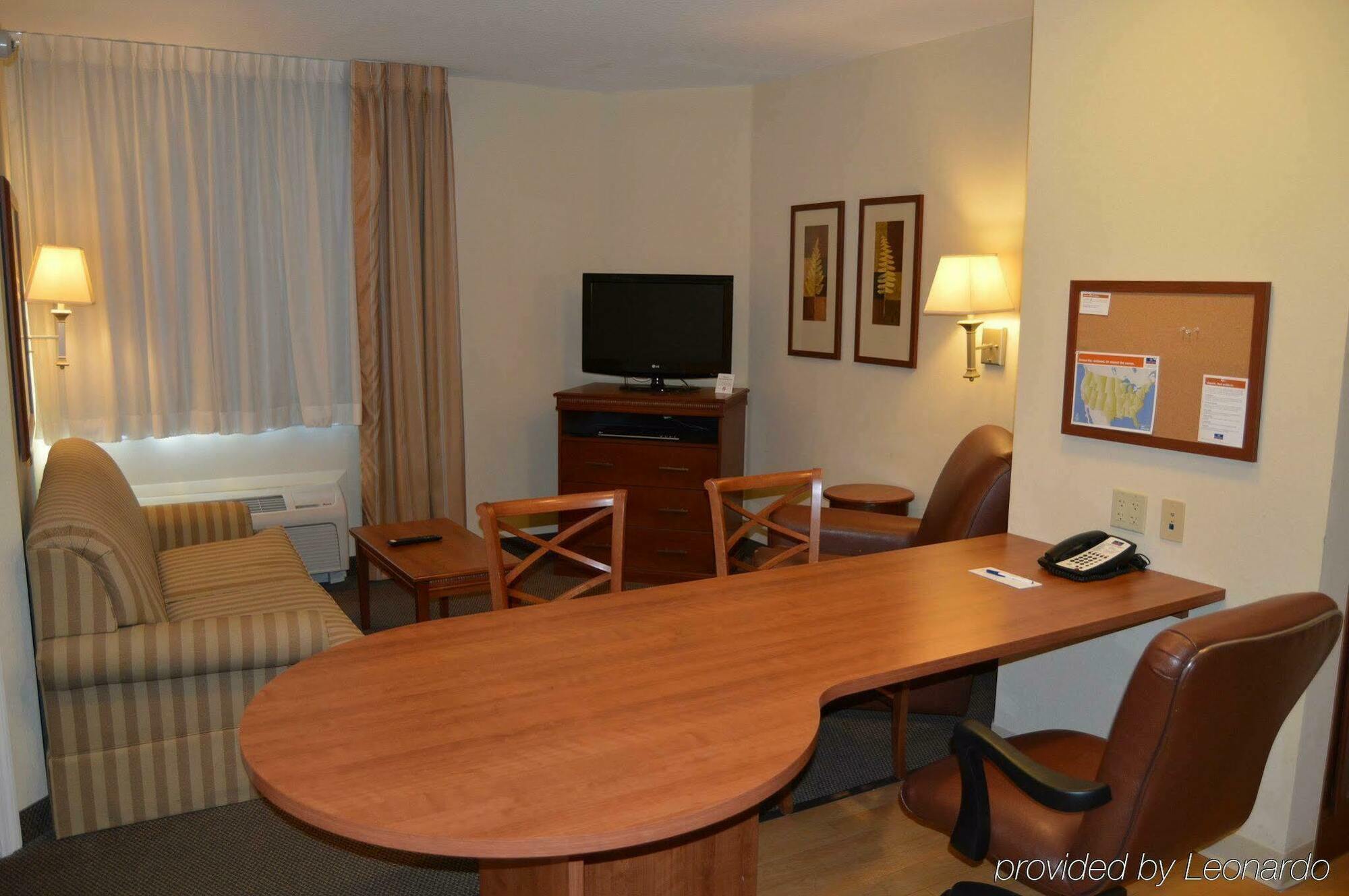 Candlewood Suites Fort Myers/Sanibel Gateway By Ihg Zewnętrze zdjęcie